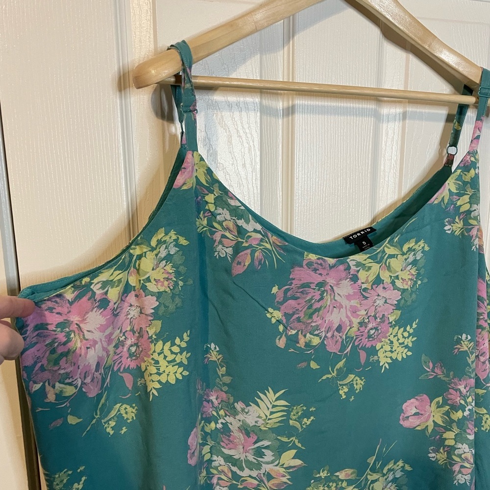 Torrid flowy teal spaghetti strap tank w/ floral pattern plus sz 5X - Picture 3 of 11